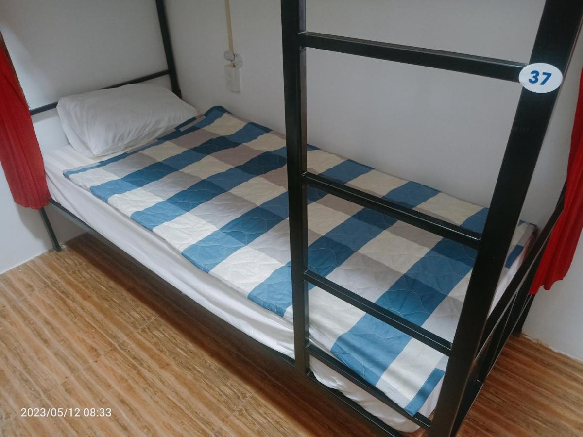 Aurora Backpackers Hostel Luang Prabang Extérieur photo