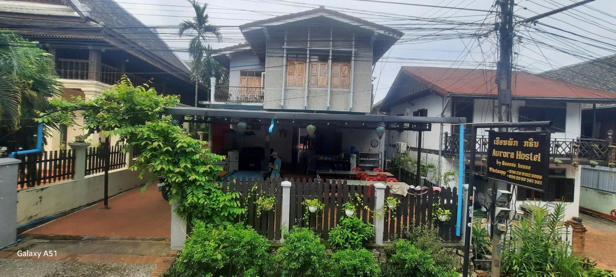 Aurora Backpackers Hostel Luang Prabang Extérieur photo